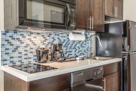 MainStay Suites Midland - 34