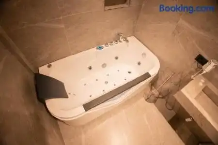 Shpija e Gjyshit - 44