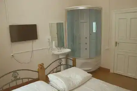 Alma Hostel - 0