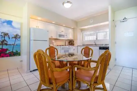 Waikiki Shore by OUTRIGGER - 55