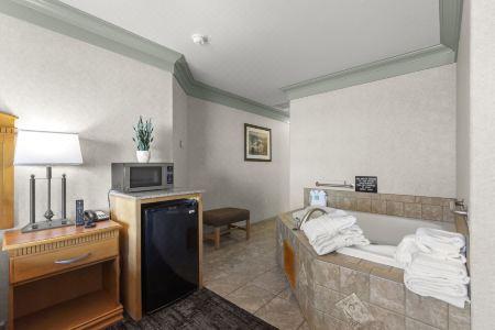 Beachcomber Motel - 13