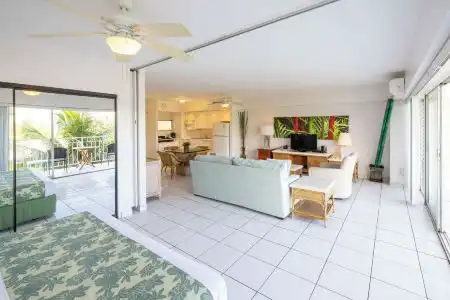 Waikiki Shore by OUTRIGGER - 82