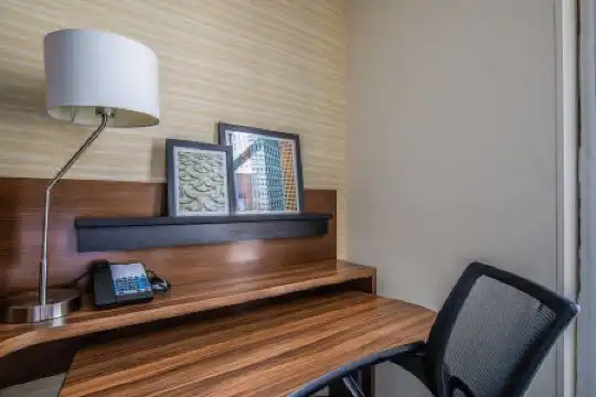 Fairfield Inn and Suites Chicago Downtown-River North - 29