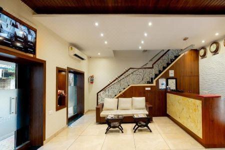 A. K. International - Fort - 2