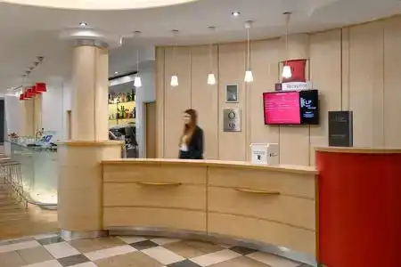 ibis Gyor - 5