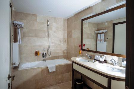 Epoque - Relais & Chateaux - 50