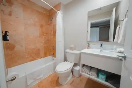 Nuvo Suites - Miami Doral - 76