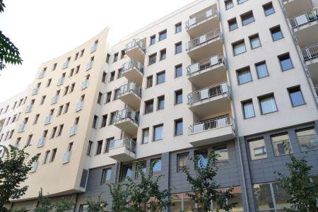 Trendy Deluxe Apartments - 8