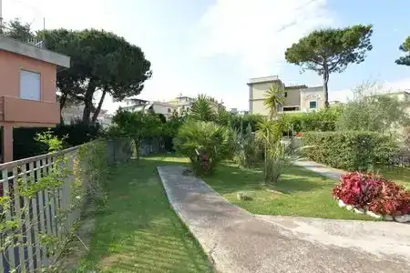Miramare Residence Guest House - 2