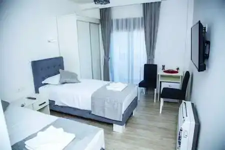 Mark's Palace - 8