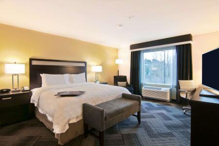 Hampton Inn & Suites Bellevue Downtown-Seattle - 21