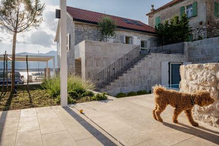 Villa Lastva is a Five Star Seafront Luxury Villa with Privite Pool - 31
