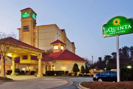 La Quinta Inn & Suites by Wyndham Greenville Haywood - 7