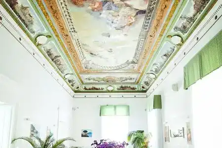 NapoliMia Boutique - 5