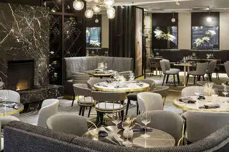 Crowne Plaza Helsinki by IHG - 4
