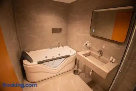 Shpija e Gjyshit - 43