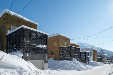 Niseko Central Houses and Apartments - 0