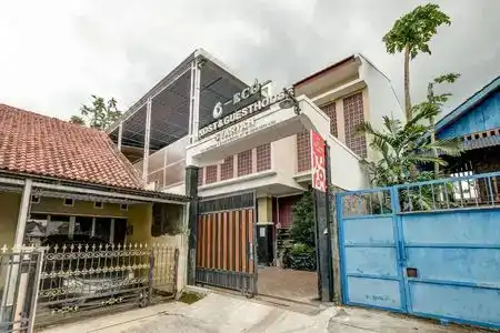 OYO 90938 Eco Guest House Syariah - 1