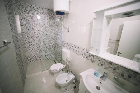 Britannia Apartments - By The KALAJA And Small Beach - 31