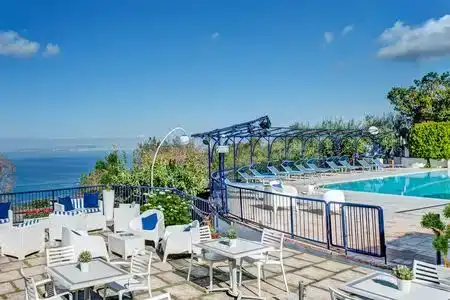 Gocce Di Capri Resort - 3