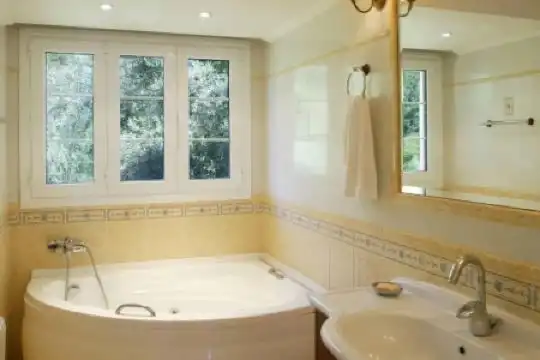 MELIKIRON LUXURY APARTMENTS - 34