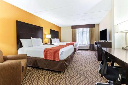 Comfort Inn & Suites Tampa North I-75 - 17