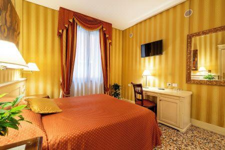 Bella Venezia - 26