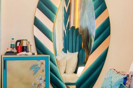 Sarang Palace - A Luxury Boutique - 185