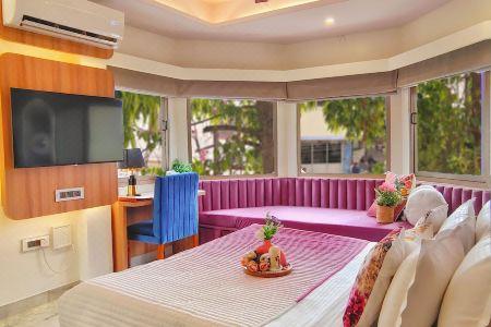 Sarang Palace - A Luxury Boutique - 146