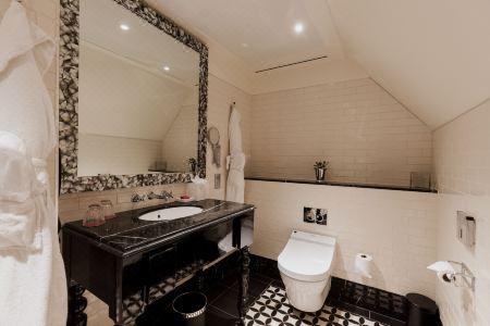 The Lalit London - 89