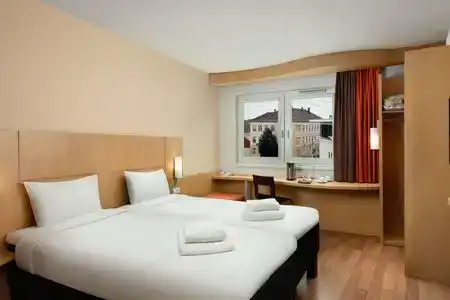 ibis Gyor - 3