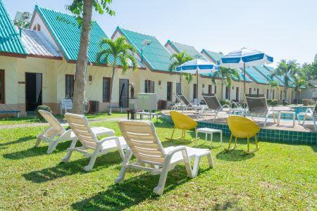The Green Beach Resort - 10