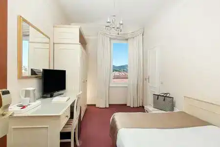 Ercolini E Savi - 6