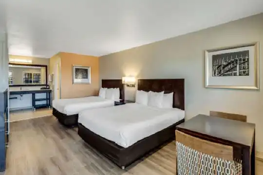 Comfort Inn Boardwalk - 49