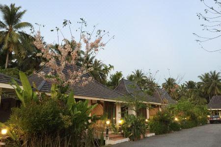 Ruean Thai Nai Bang by Pansak Resort - 16