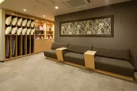Y's Cabin Osaka Namba - 3