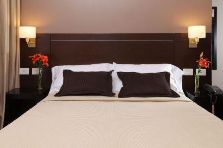 Europlaza & Suites - 13