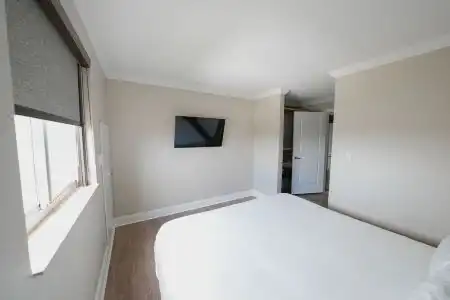 Nuvo Suites - Miami Doral - 75