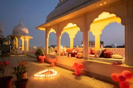Sarang Palace - A Luxury Boutique - 3
