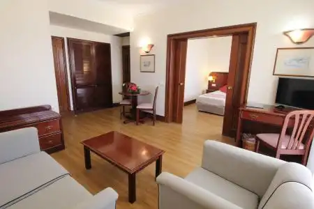 Suite Jardins Da Ajuda - 6