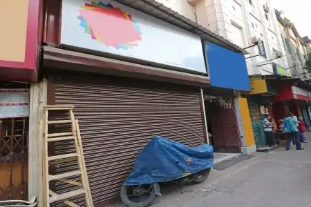 Super OYO Collection O Ketan Regency Near Acropolis Mall - 4