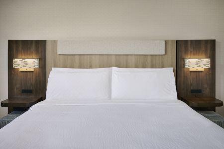 Holiday Inn Express & Suites KITCHENER SOUTHEAST by IHG - 27