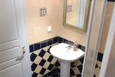 MELIKIRON LUXURY APARTMENTS - 35