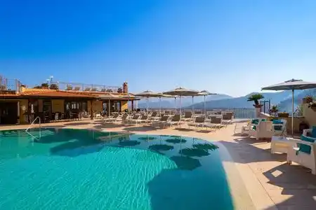 La Vue D'Or - 1