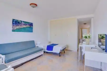 Las Palomas Apartments Econotels - 29