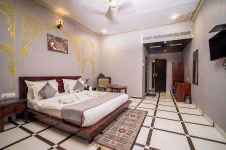 Laxmi Niwas - 9
