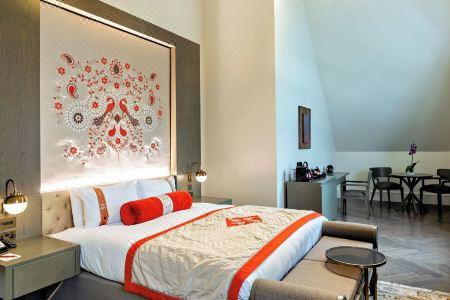 The Lalit London - 110