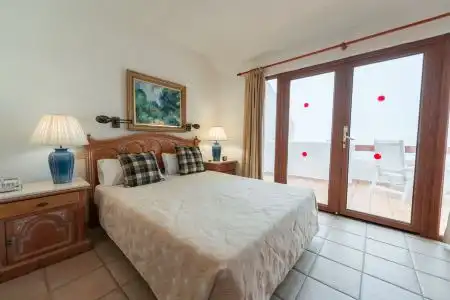 Beverly Hills Suites - Excels & Resorts - 0