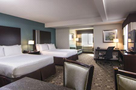 Holiday Inn Express & Suites CARLSBAD BEACH by IHG - 9