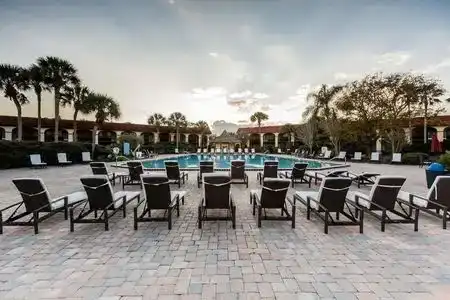 Maingate Lakeside Resort - 2